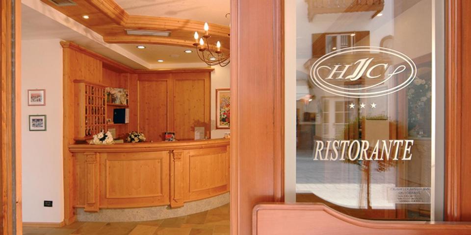 Hotel Italia Baselga di Pine Luaran gambar